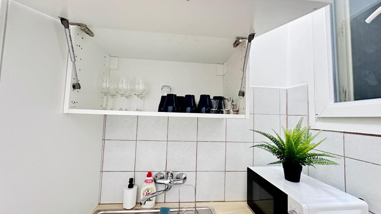 Jozsef 18 Apartment - 5 Mins To New York Cafe Budapeszt Zewnętrze zdjęcie